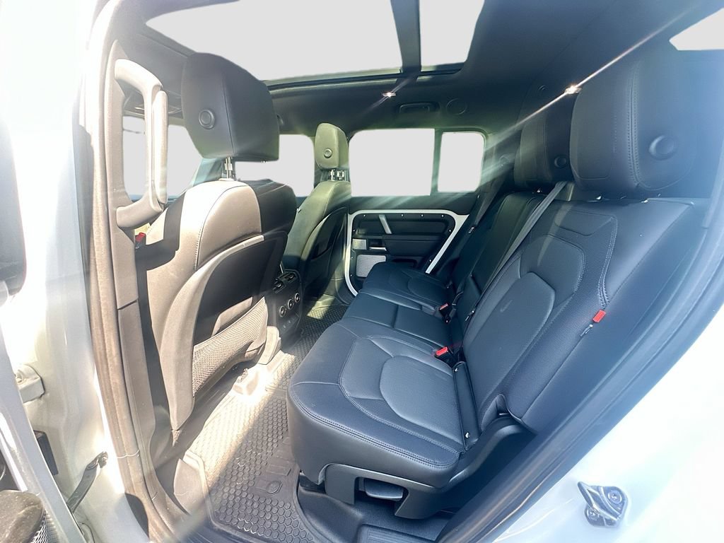 Used 2024 Land Rover Defender 130 Outbound AWD/4WD image 26