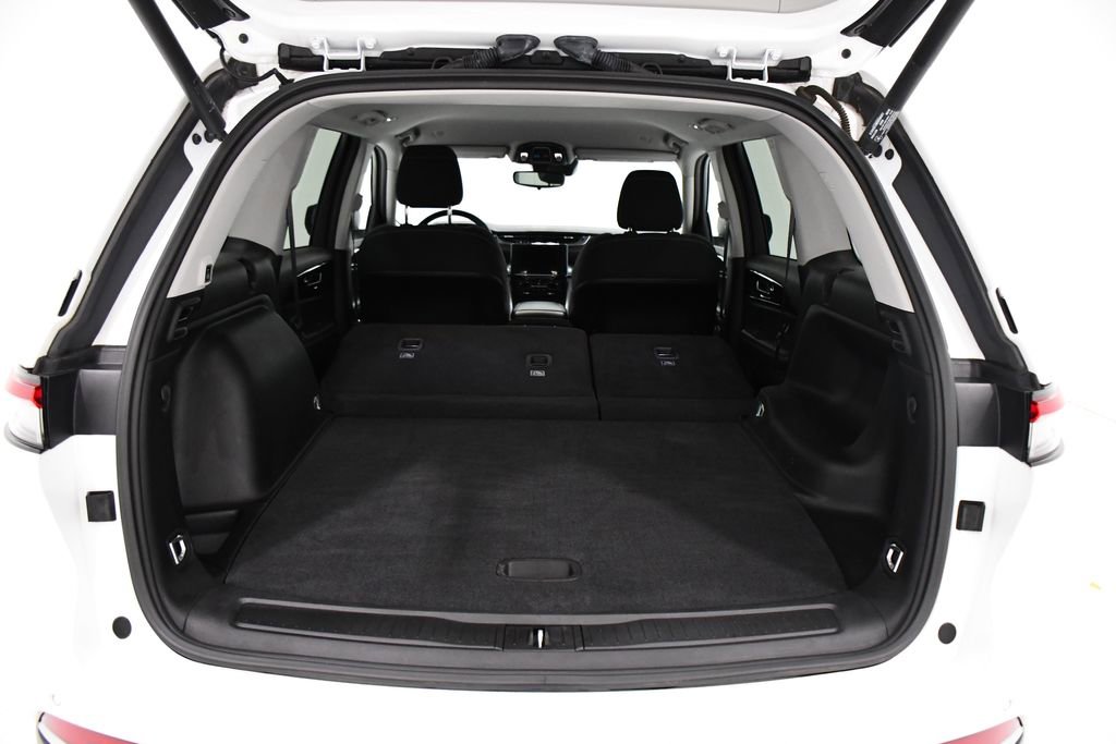 Used 2022 Jeep Grand Cherokee Laredo w/ Luxury Tech Group I image 23