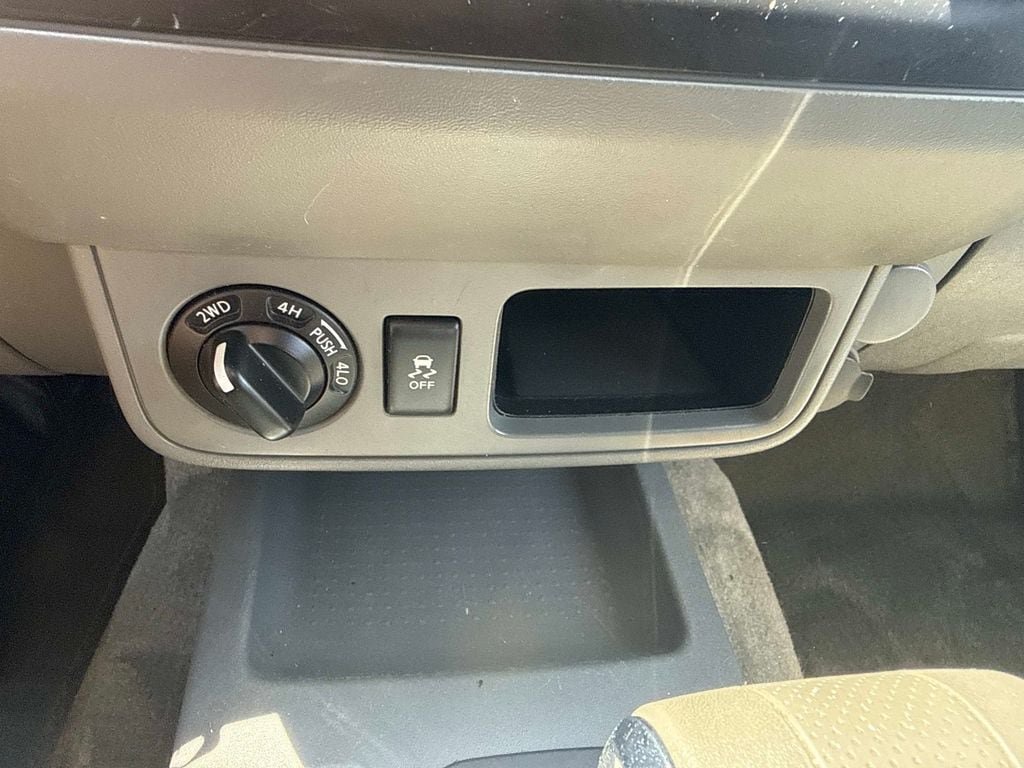 Used 2016 Nissan Frontier S AWD/4WD image 24
