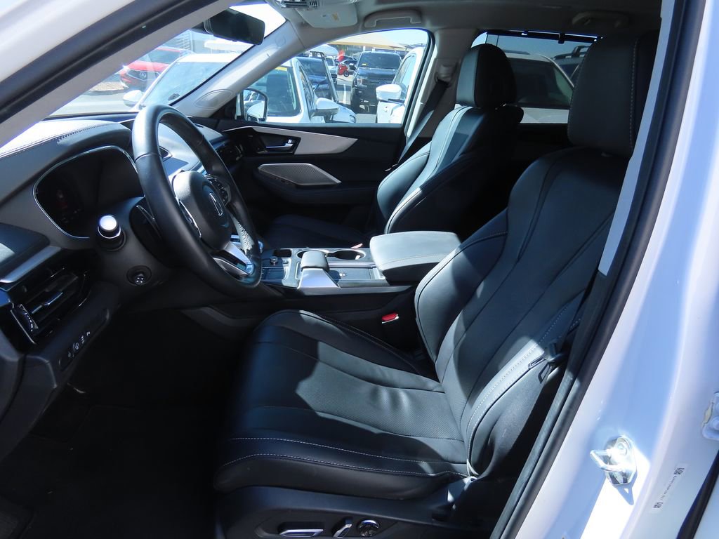 Used 2023 Acura MDX SH-AWD w/ Technology Package image 10