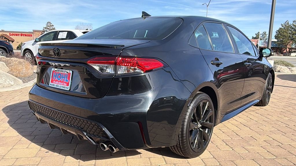 Used 2021 Toyota Corolla SE w/ Carpet Mat Package (TMS) image 3