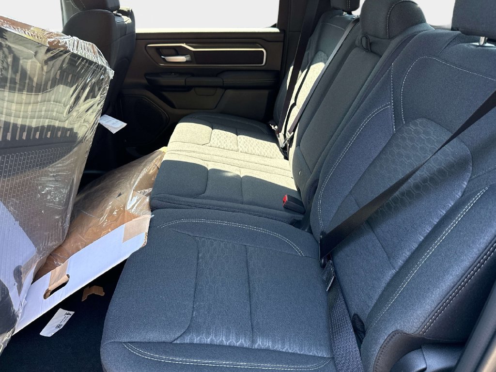 New 2026 RAM 1500 Big Horn AWD/4WD image 15