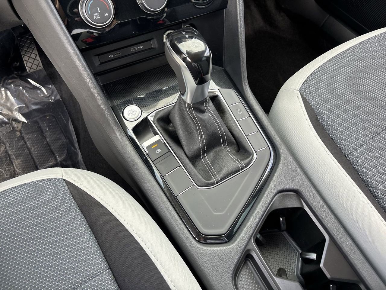 New 2026 Volkswagen Taos S image 24