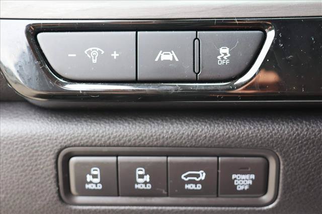 Used 2023 Kia Carnival SX FWD image 13