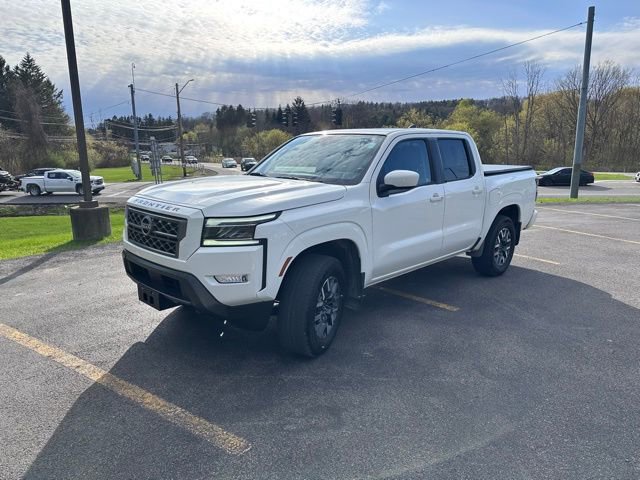Used 2024 Nissan Frontier SL w/ Technology Package AWD/4WD image 7
