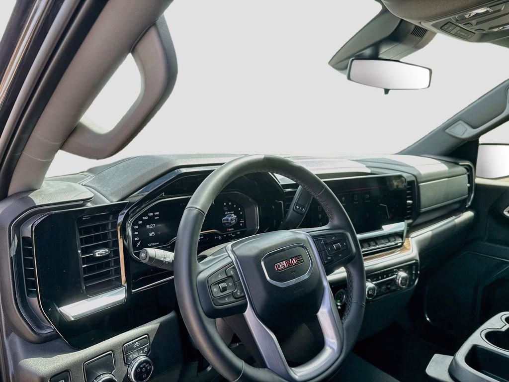 Used 2024 GMC Sierra 1500 Elevation RWD image 11