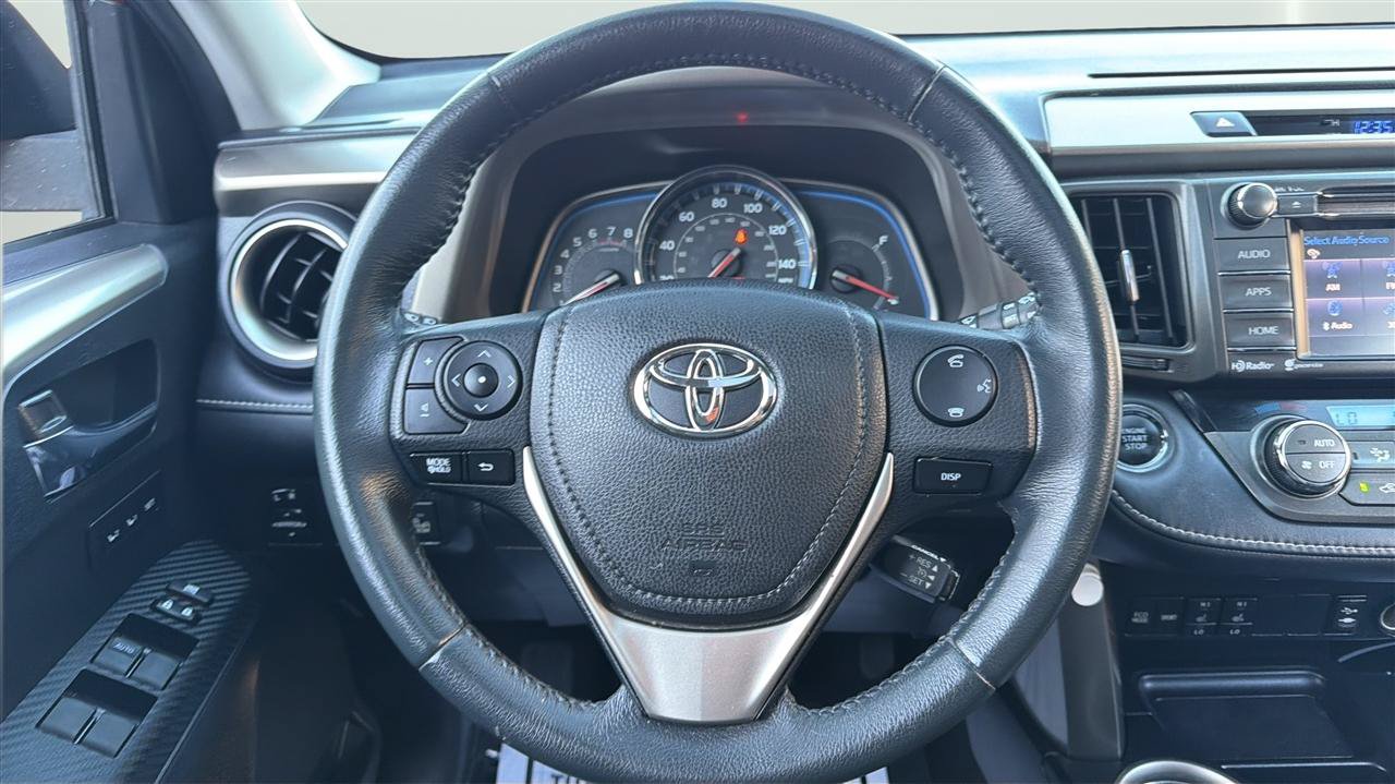 Used 2015 Toyota RAV4 Limited w/ Technology Package AWD/4WD image 25