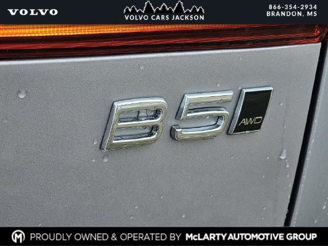 New 2026 Volvo XC60 B5 Plus w/ Protection Package Premier AWD/4WD image 24