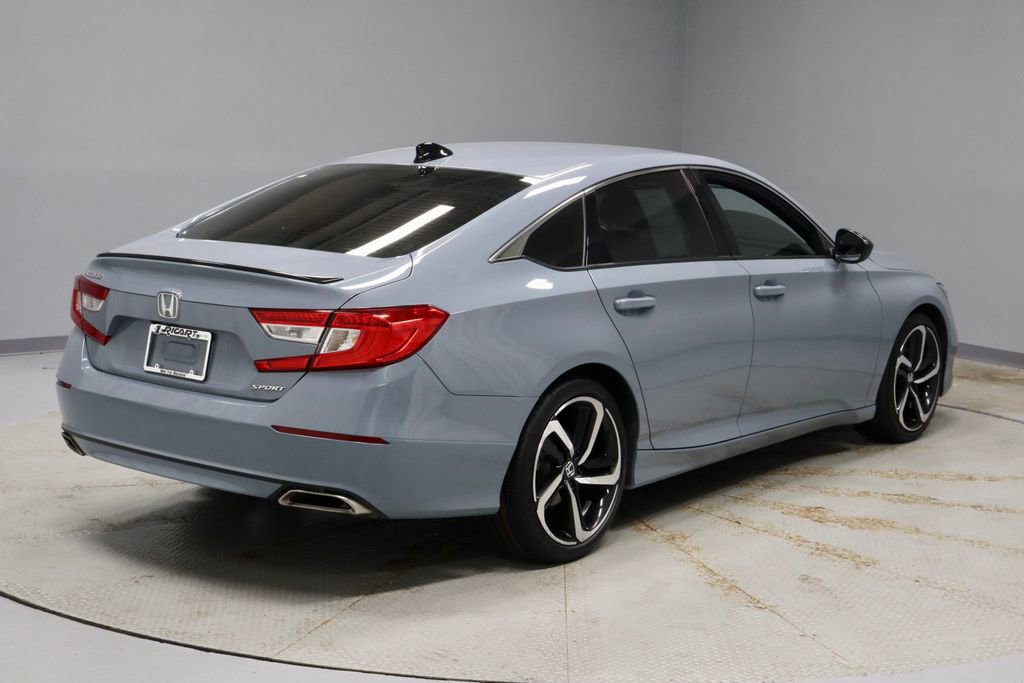 Used 2022 Honda Accord Sport image 11