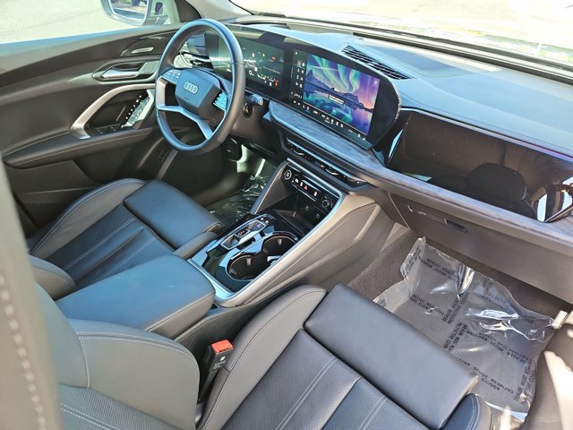 Used 2025 Audi Q5 Premium Plus w/ Premium Plus AWD/4WD image 26