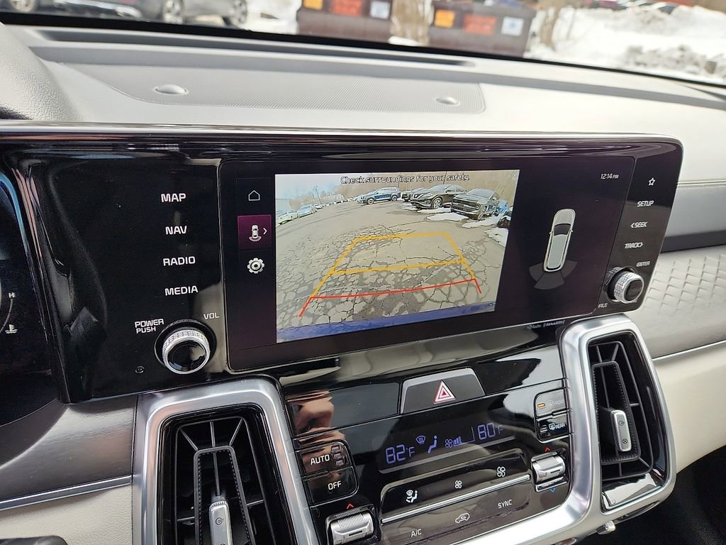Used 2023 Kia Sorento SX image 19