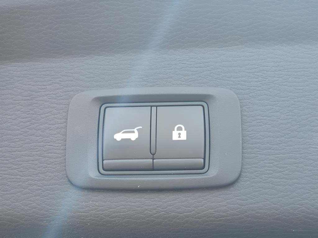 Used 2022 Mitsubishi Outlander SEL image 32