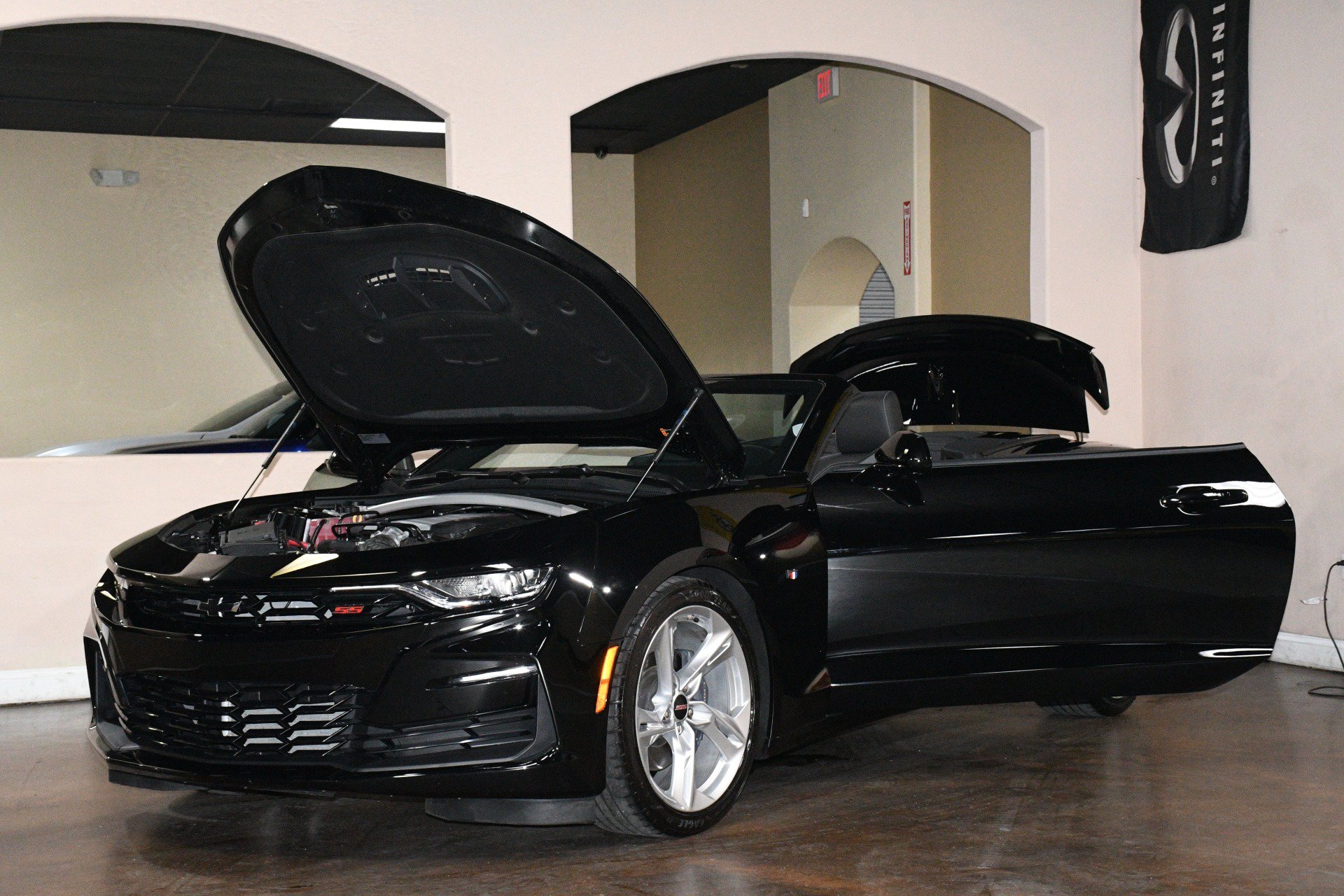 Used 2021 Chevrolet Camaro SS RWD image 90