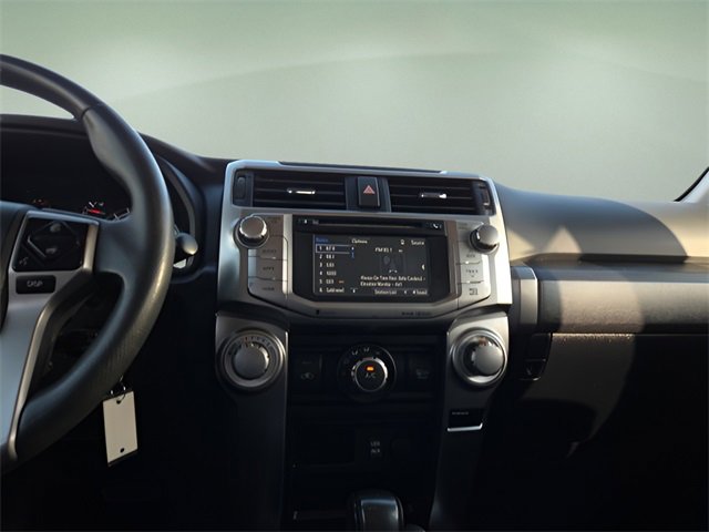 Used 2016 Toyota 4Runner SR5 Premium image 11