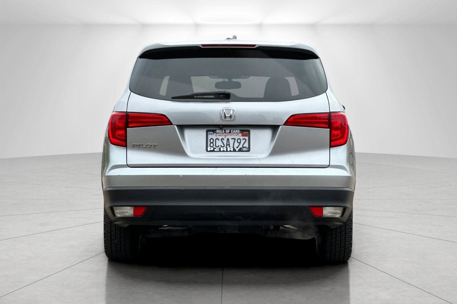 Used 2017 Honda Pilot EX-L image 4