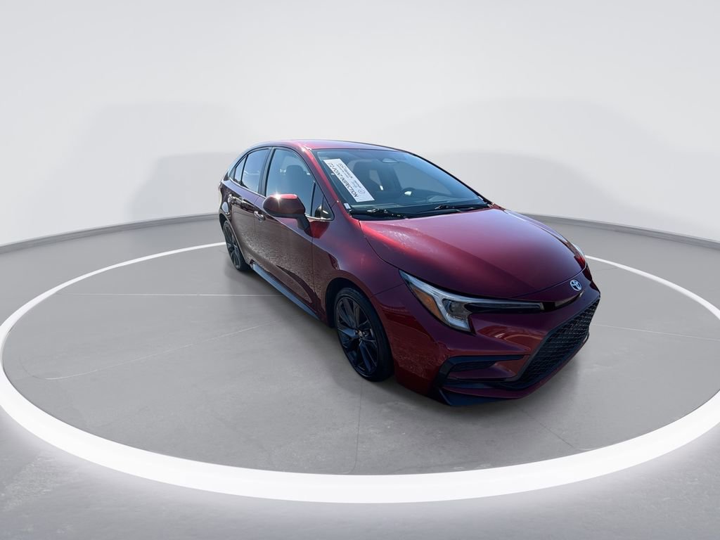 Used 2023 Toyota Corolla SE image 2