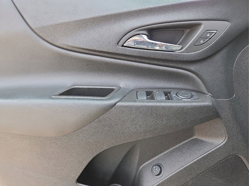 Used 2024 Chevrolet Equinox LT image 23