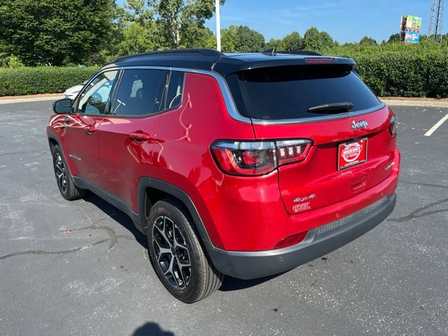Used 2025 Jeep Compass Limited AWD/4WD image 12