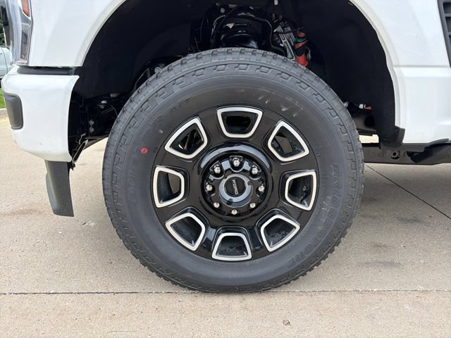 New 2026 Ford F250 Platinum AWD/4WD image 12