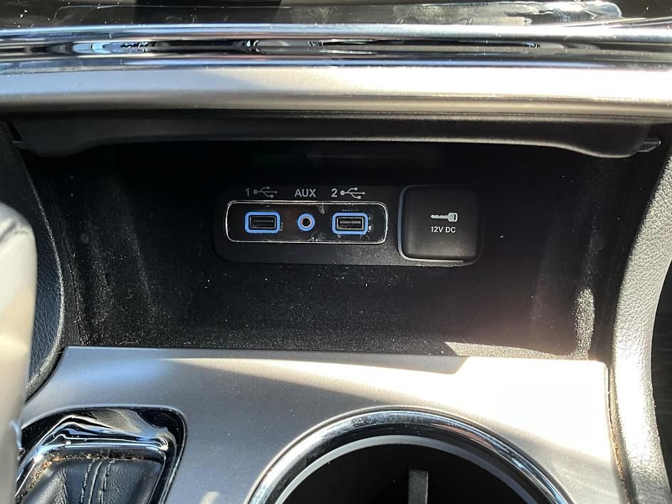 Used 2021 Jeep Grand Cherokee Laredo X image 26