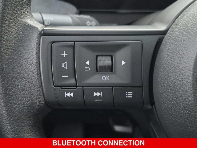 Certified 2025 Nissan Kicks SV w/ SV Premium Package AWD/4WD image 21