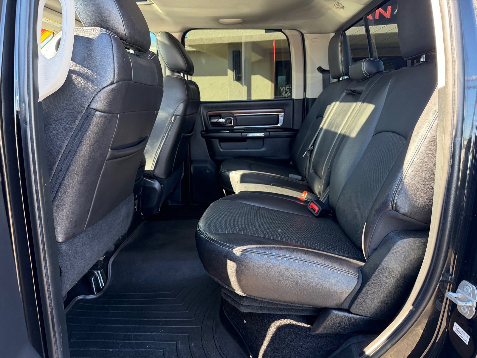 Used 2016 RAM 2500 Laramie AWD/4WD image 12