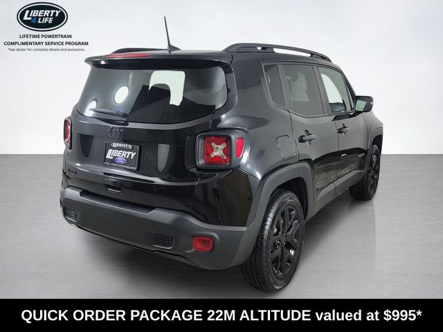 Used 2022 Jeep Renegade Altitude w/ Convenience Group AWD/4WD image 3