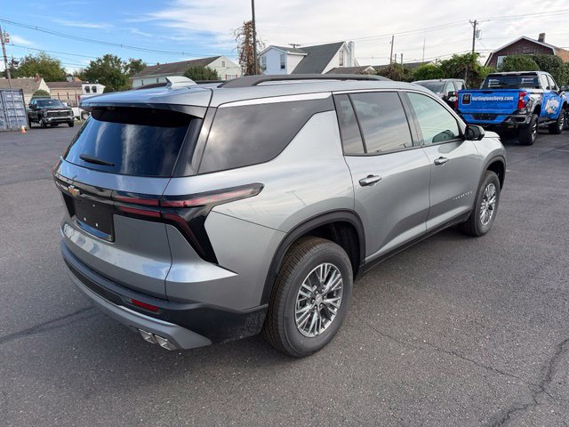 New 2027 Chevrolet Traverse LT w/ Driver Confidence Package FWD image 10