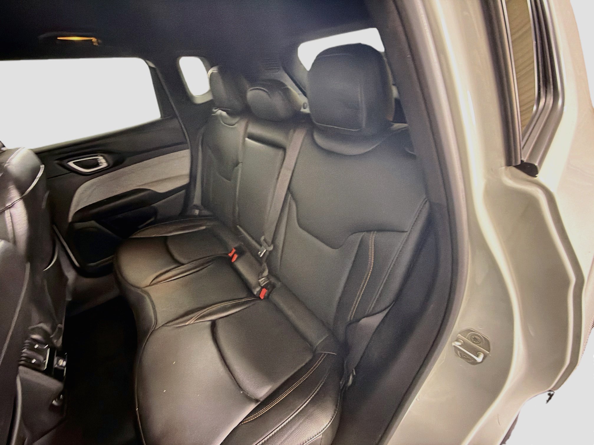 Used 2023 Jeep Compass Latitude AWD/4WD image 26