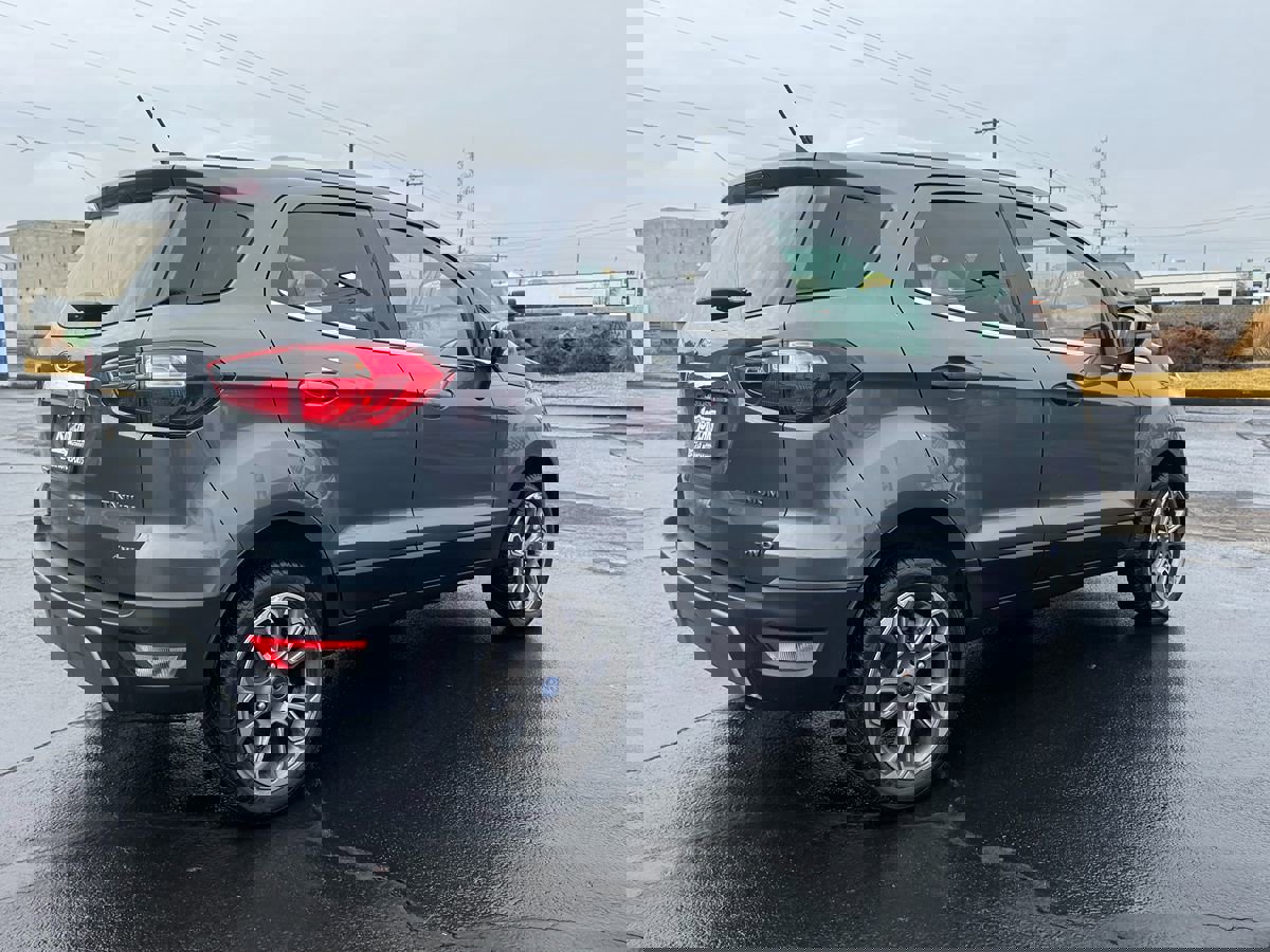 Used 2018 Ford EcoSport Titanium w/ Titanium Cold Weather Package image 7