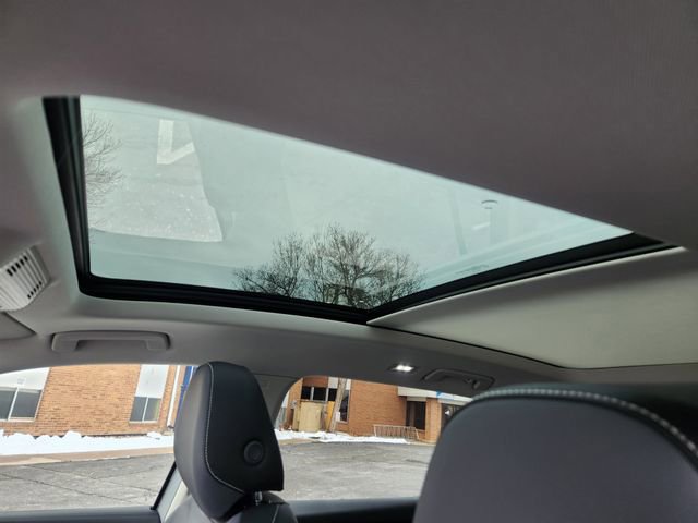 New 2026 Volkswagen Tiguan SE image 24