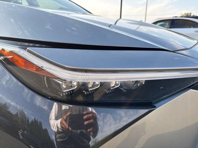 Used 2023 Toyota bZ4X AWD w/ Weather Package image 9