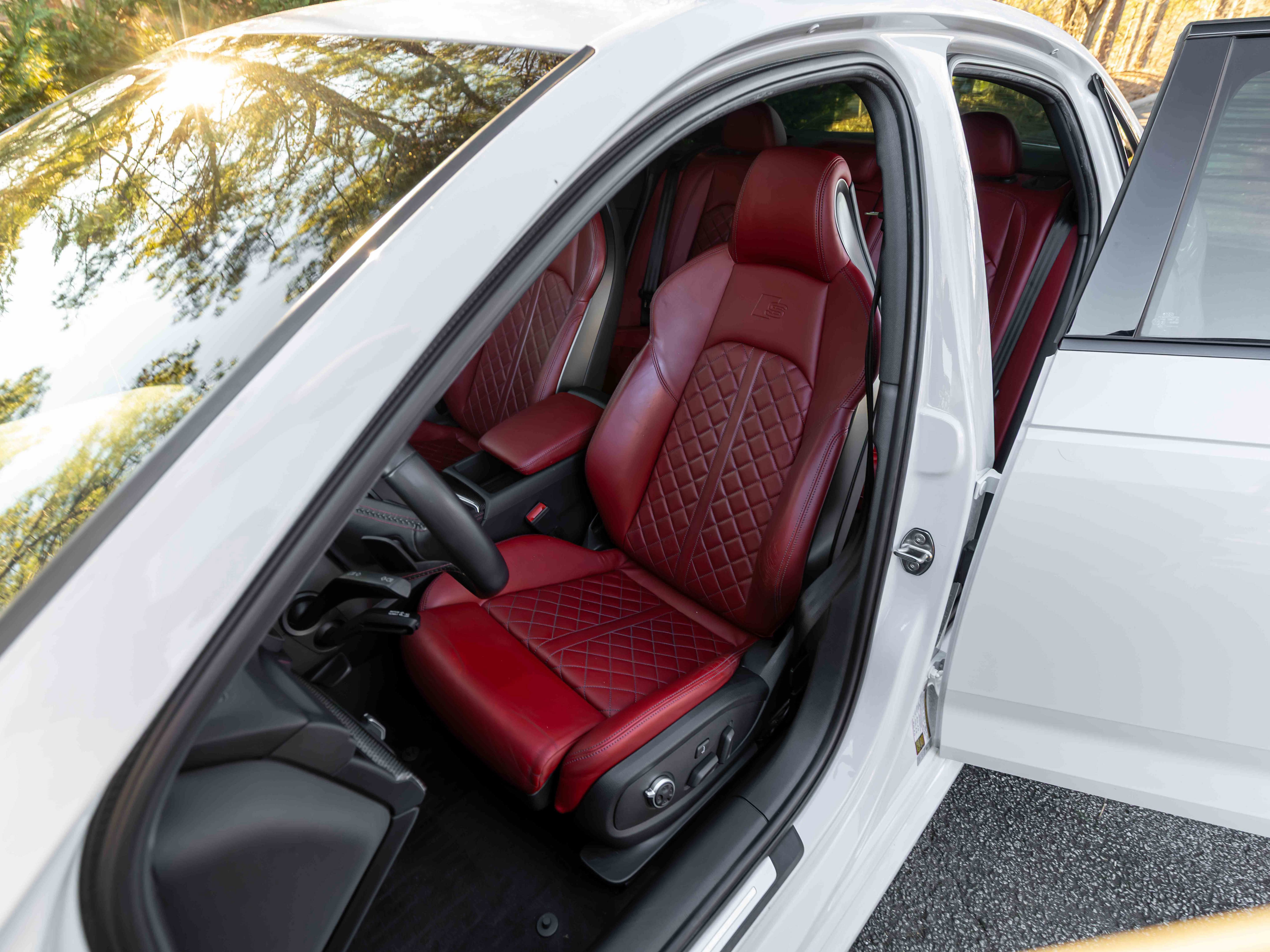 Used 2019 Audi S4 Premium Plus w/ Premium Plus Package image 13