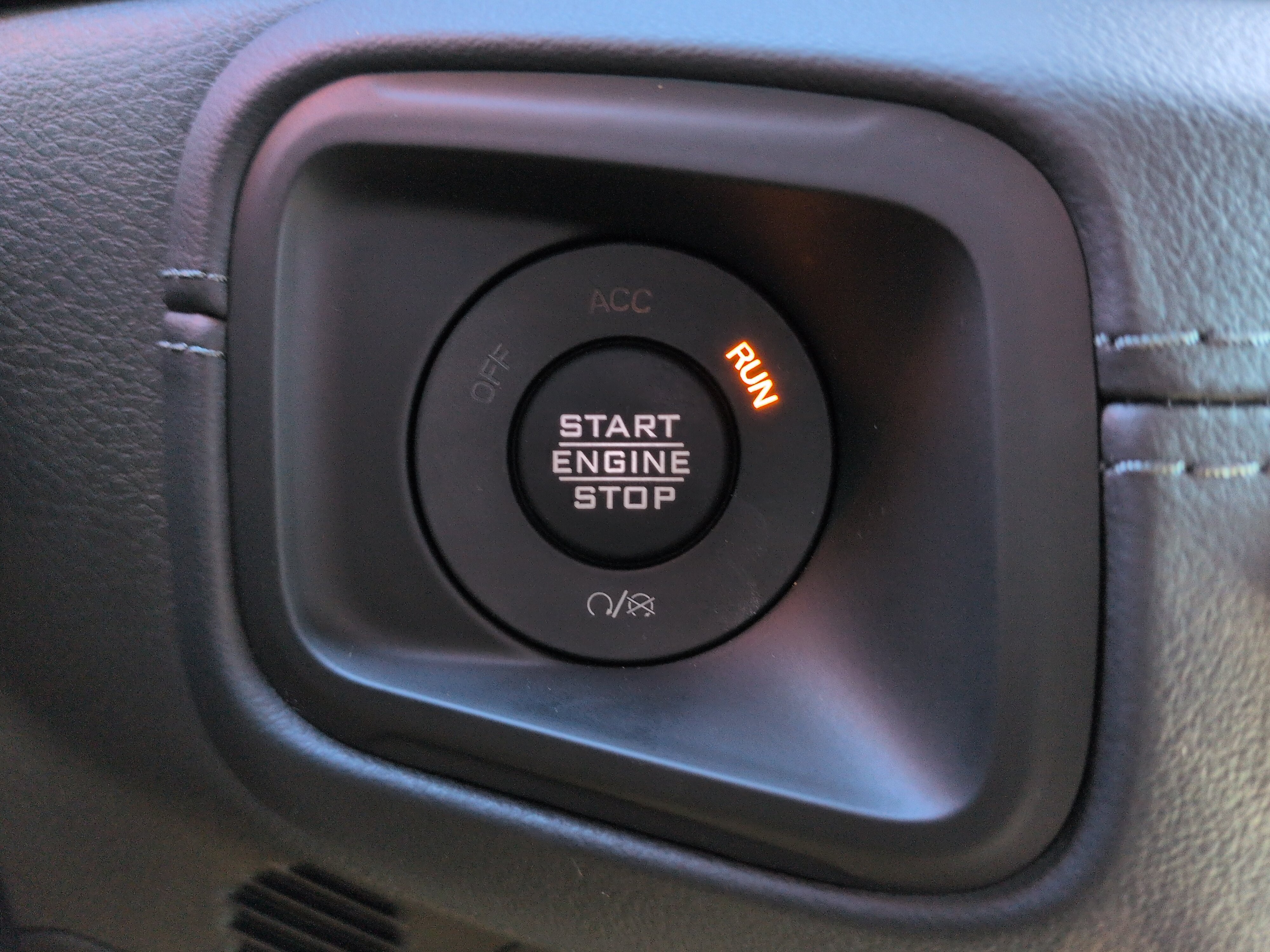 Used 2025 Jeep Wrangler Unlimited Rubicon AWD/4WD image 26