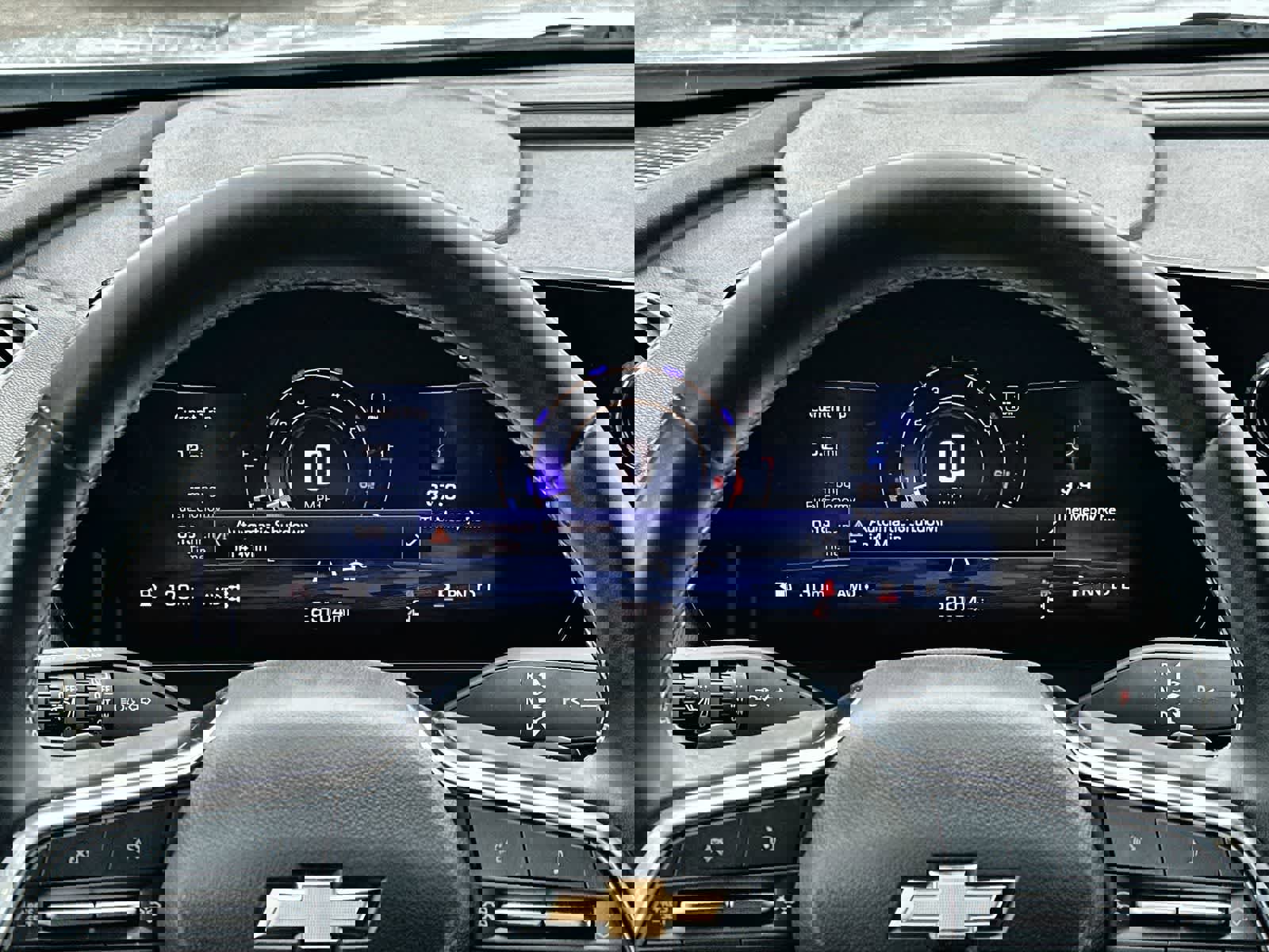 Used 2024 Chevrolet Traverse LT image 24