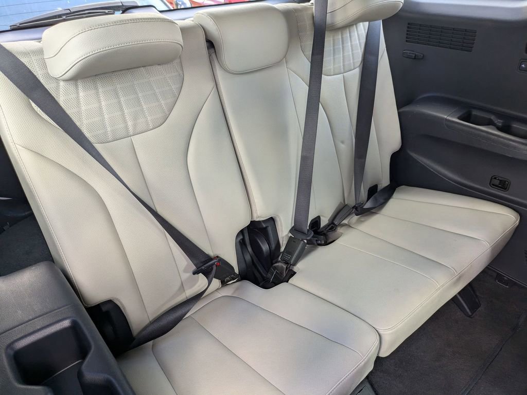 Used 2025 Hyundai Palisade Limited image 28