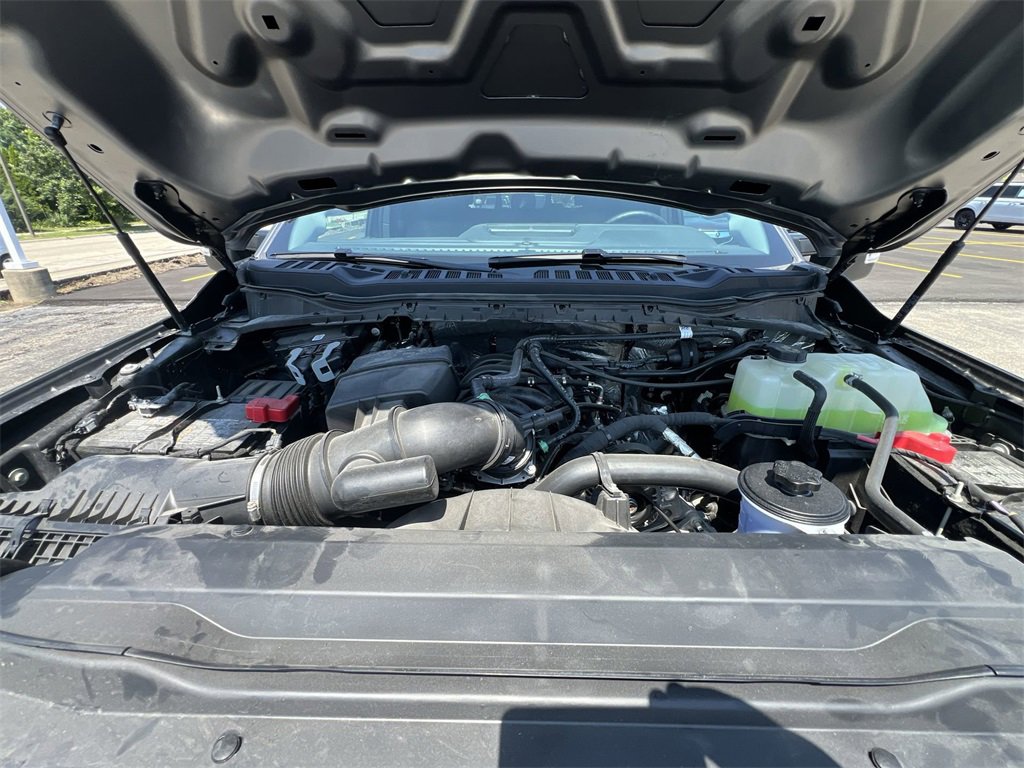 Used 2024 Ford F350 Lariat w/ Sport Appearance Package image 23