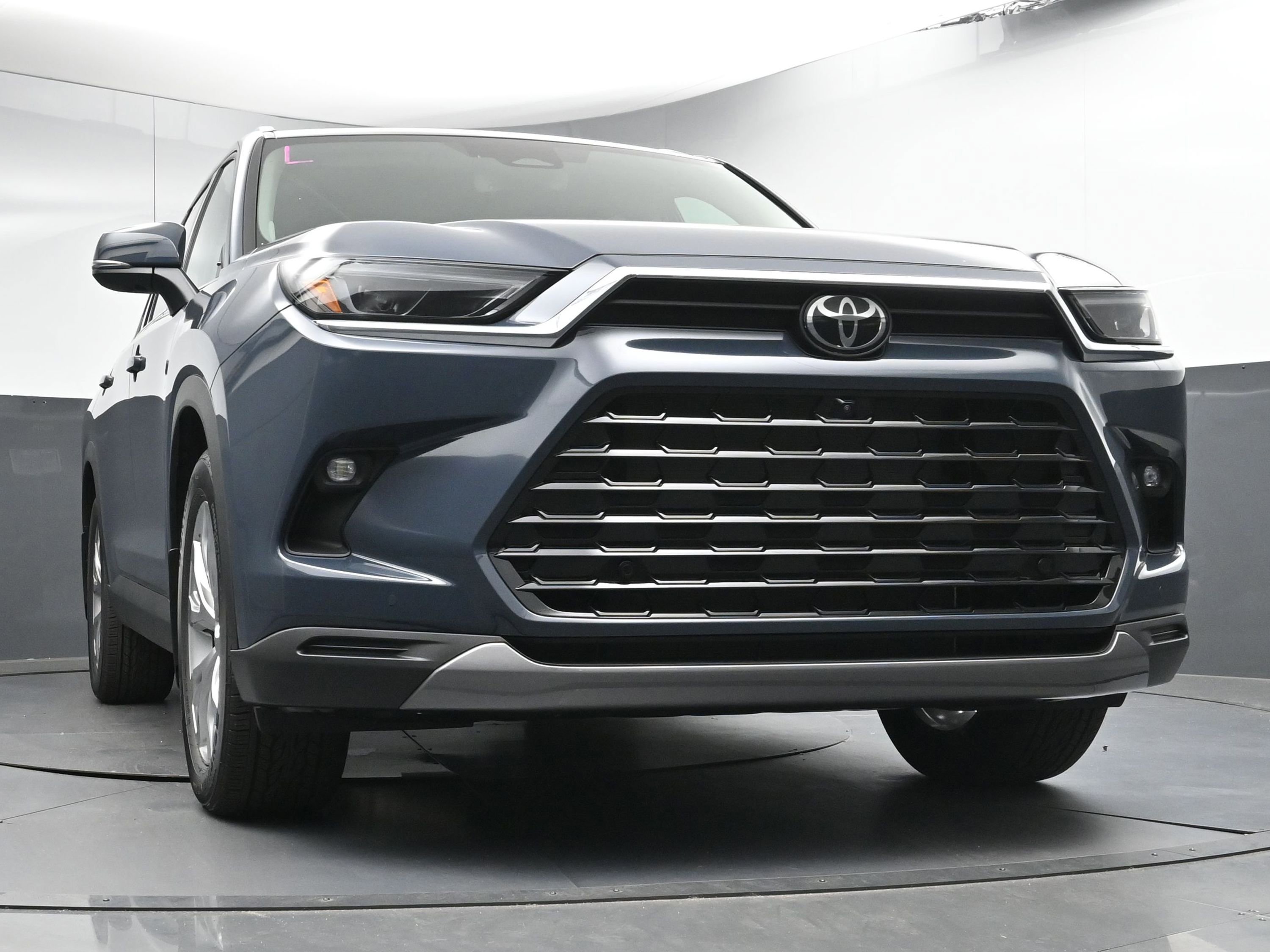 New 2026 Toyota Grand Highlander Limited image 20