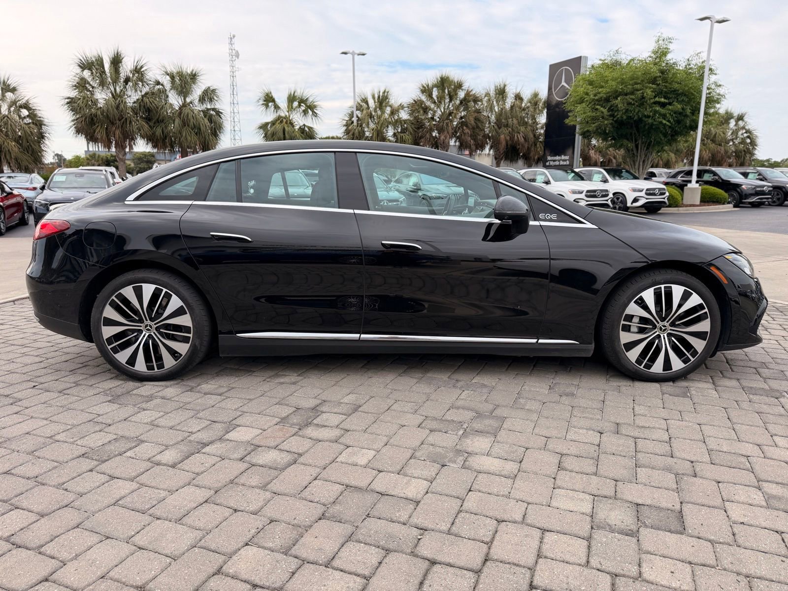 Used 2023 Mercedes-Benz EQE 350+ Sedan image 8