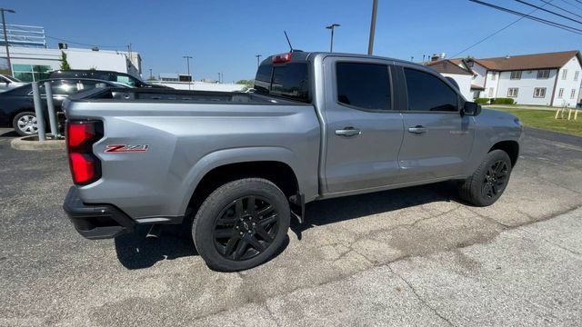 Used 2024 Chevrolet Colorado Z71 w/ Z71 Convenience Package 2 AWD/4WD image 2