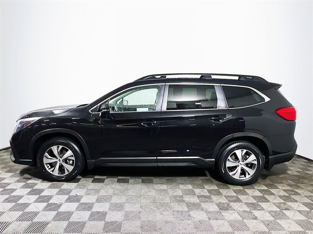 Used 2023 Subaru Ascent Premium w/ Convenience Package image 5