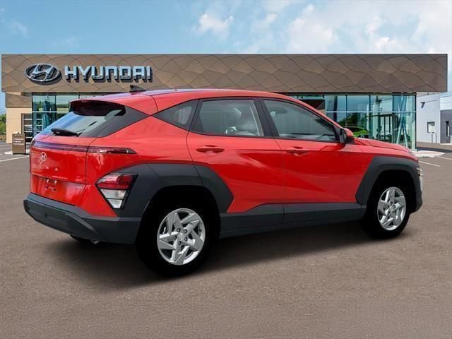New 2026 Hyundai Kona SE image 8