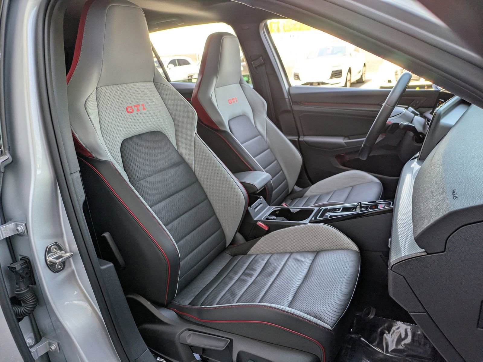 Used 2023 Volkswagen GTI Autobahn FWD image 28
