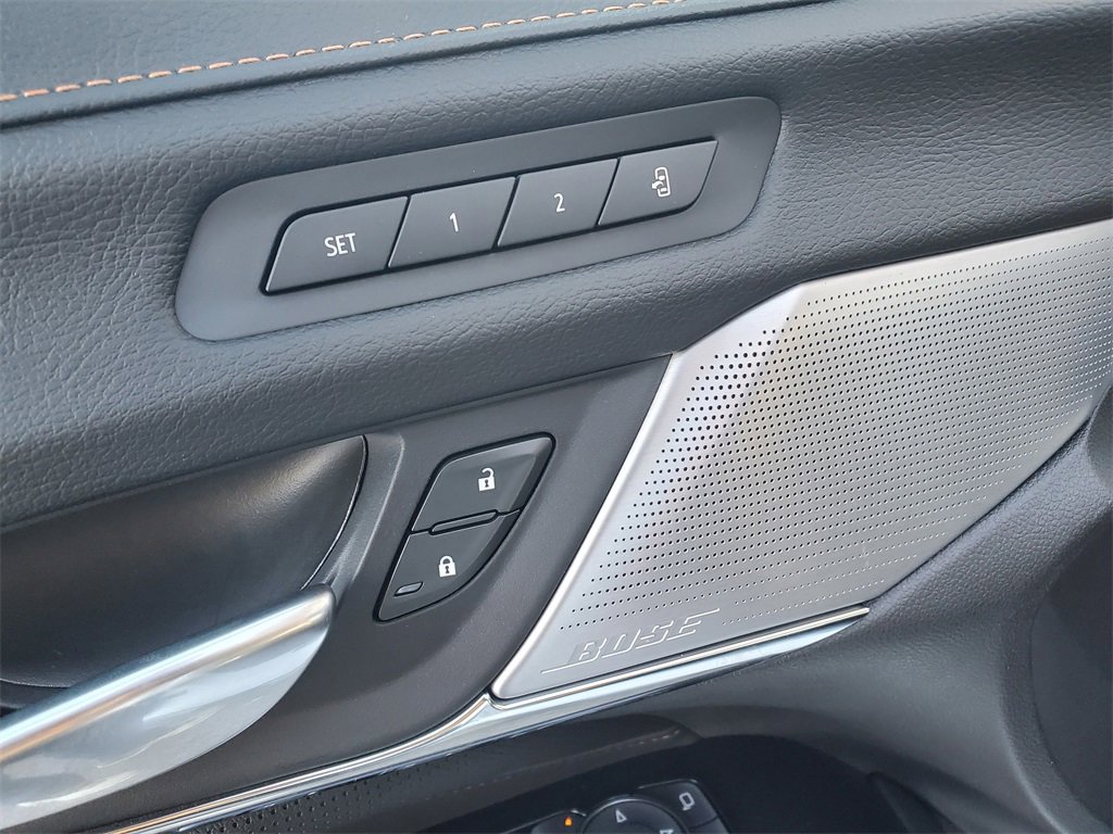 New 2026 Cadillac CT4 V w/ LPO, ONYX Package image 9