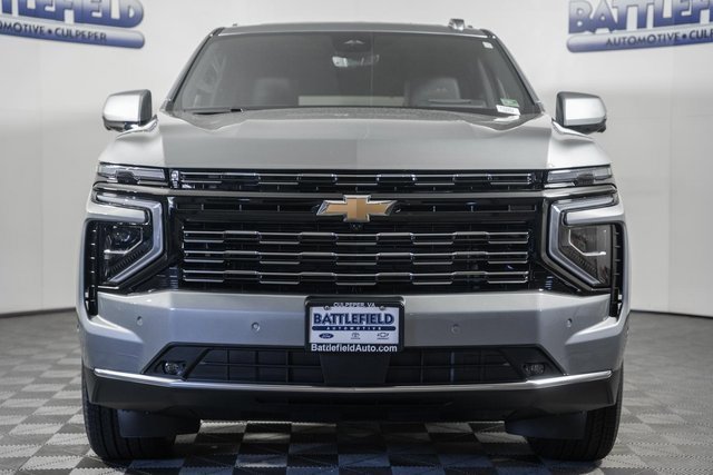 New 2026 Chevrolet Suburban High Country image 2