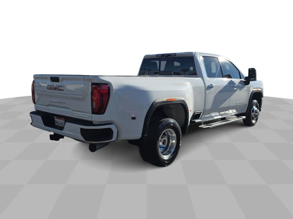 Used 2020 GMC Sierra 3500 Denali w/ Denali Ultimate Package image 8