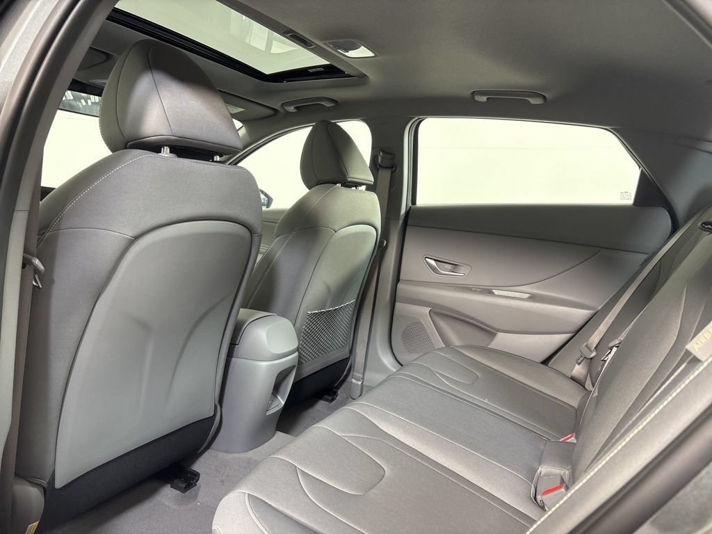 New 2026 Hyundai Elantra SEL Sport Premium FWD image 18