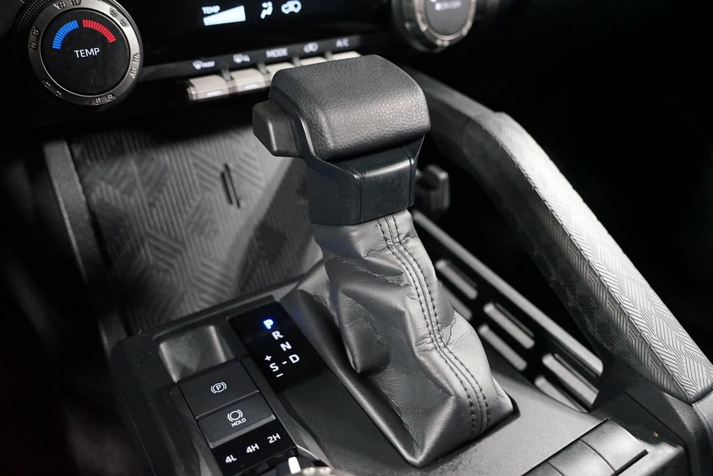 Certified 2025 Toyota 4Runner SR5 image 23