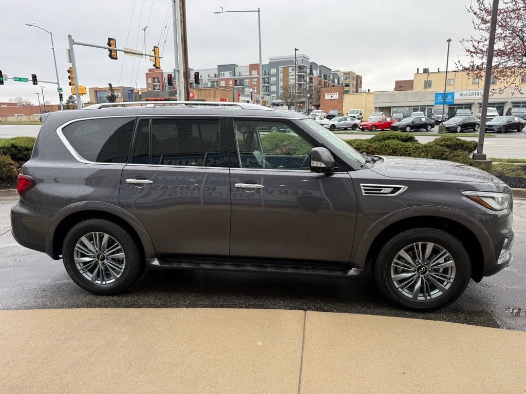 Used 2024 INFINITI QX80 Luxe AWD/4WD image 4