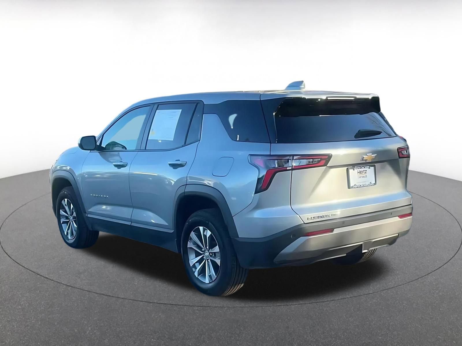 Used 2025 Chevrolet Equinox LT image 10